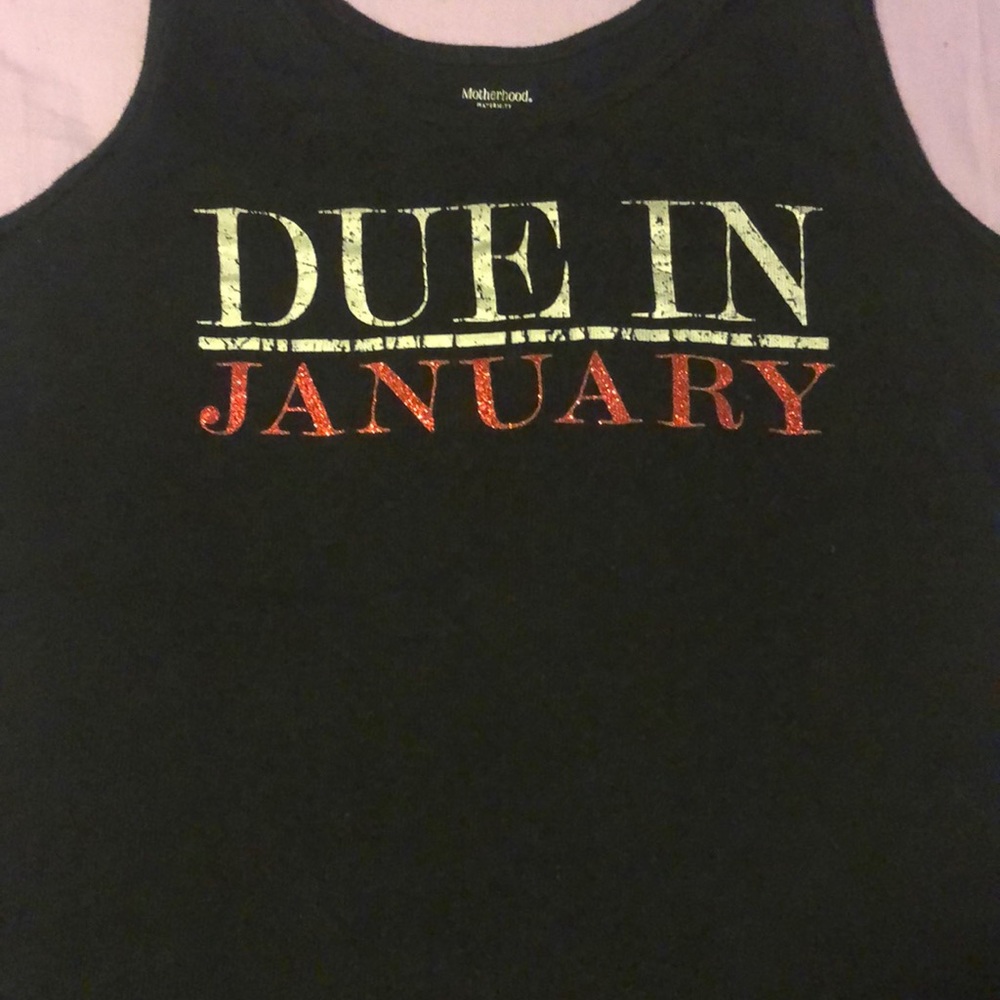 MAKE AN OFFER ❗️Due in January maternity tank top.